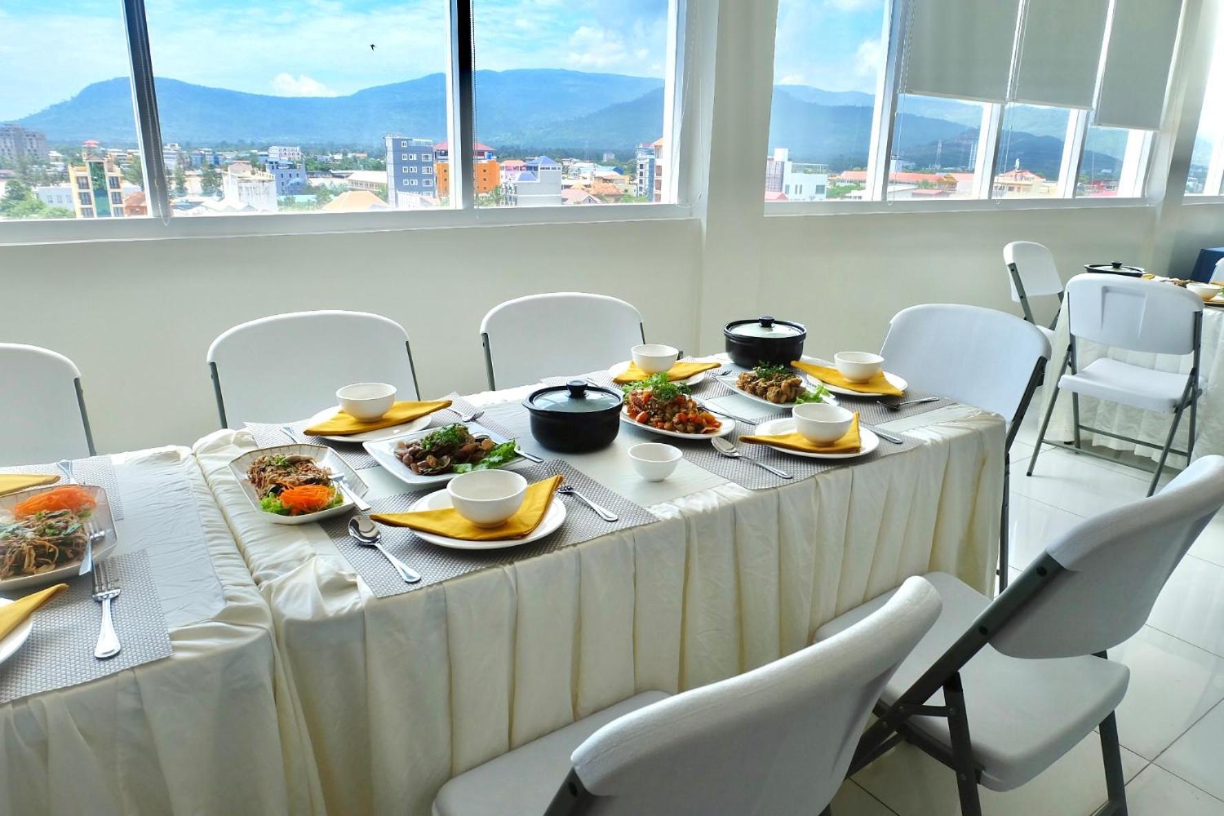 Twin Hotel 贡布 外观 照片