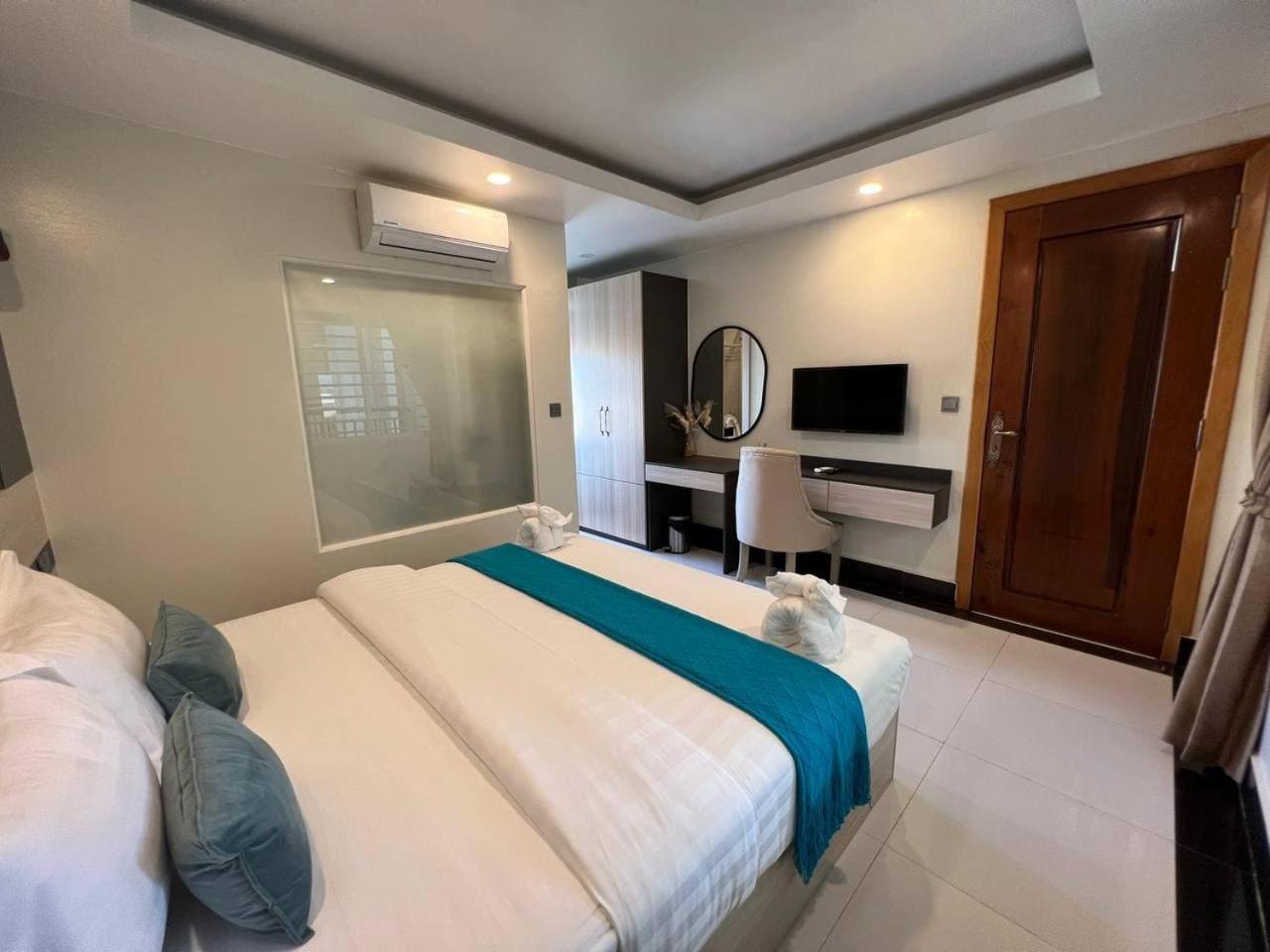 Twin Hotel 贡布 外观 照片