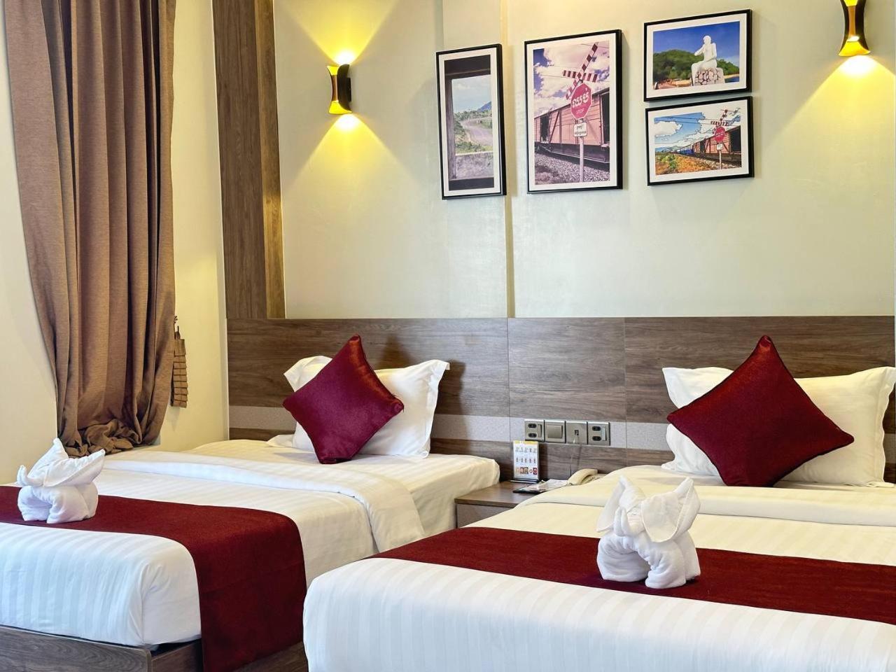 Twin Hotel 贡布 外观 照片