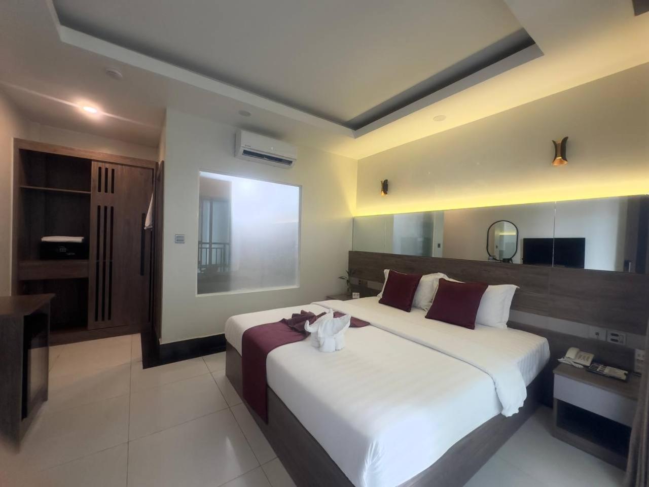 Twin Hotel 贡布 外观 照片